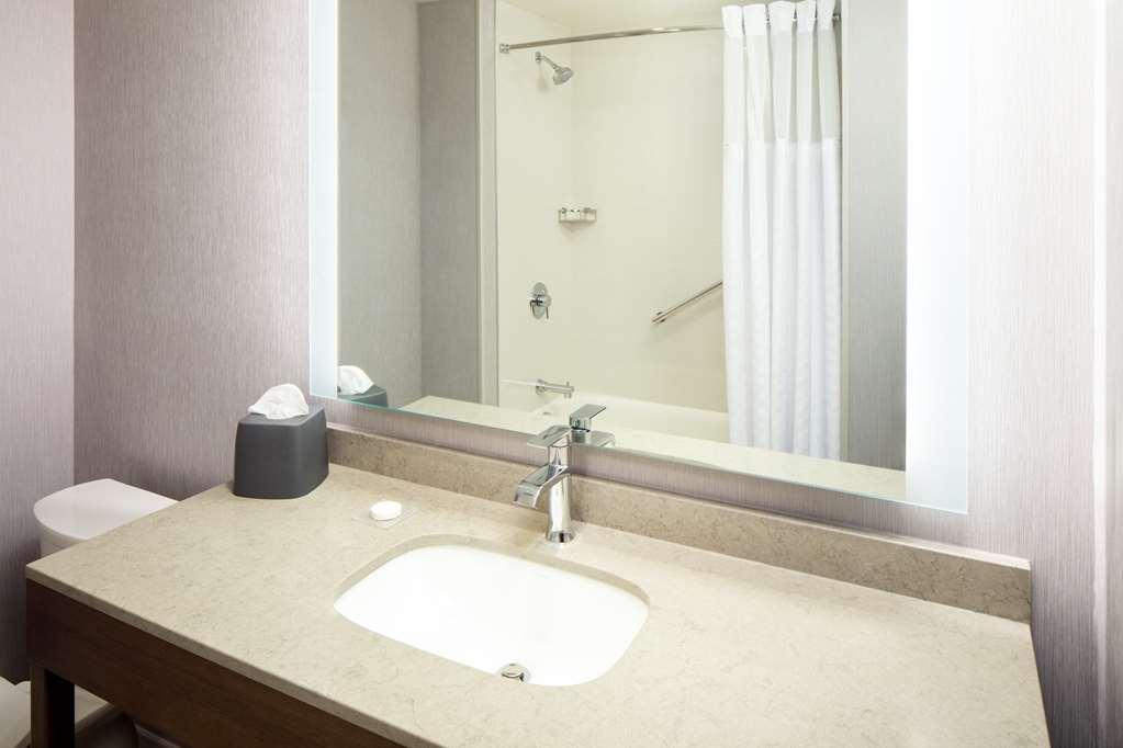 Hyatt Place Boise / Меридиан Номер фото